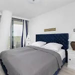 Lux Sea Towers - Wellness Spa, Gym & - Seaview By Rent Like Διαμέρισμα *