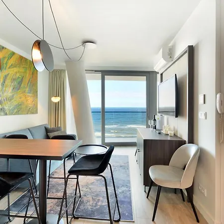 Lux Sea Towers - Wellness Spa, Gym & - Seaview By Rent Like