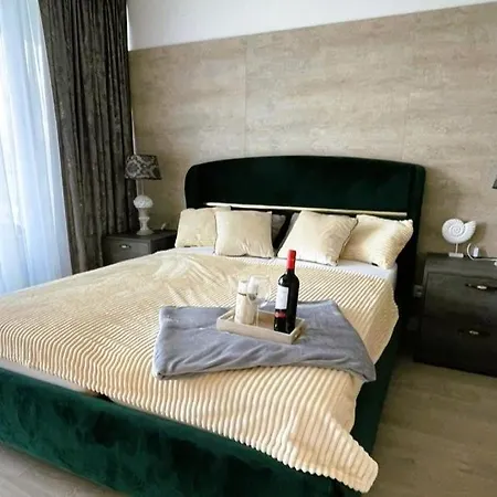 Lux Sea Towers - Wellness Spa, Gym & - Seaview By Rent Like Apartment