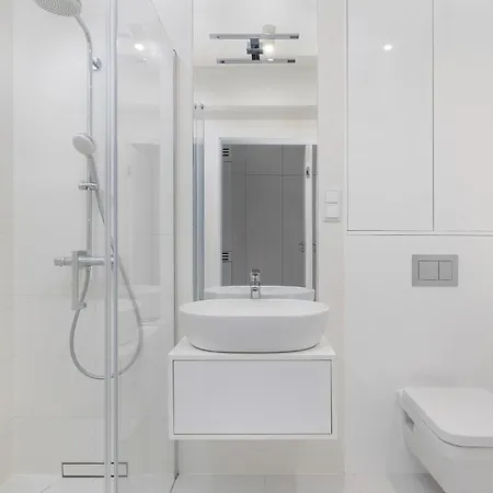 Lux Sea Towers - Wellness Spa, Gym & - Seaview By Rent Like * مينززدرويه