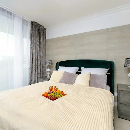 شقة Lux Sea Towers - Wellness Spa, Gym & - Seaview By Rent Like مينززدرويه