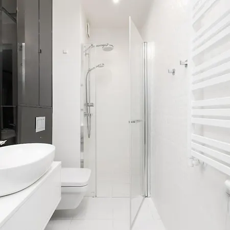 Lux Sea Towers - Wellness Spa, Gym & - Seaview By Rent Like